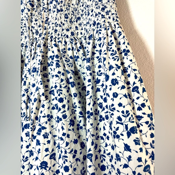 Uniqlo Volume Sleeve Dress - Picture 7 of 10